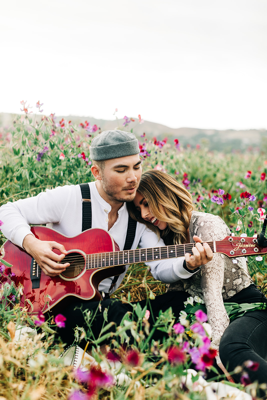 Colleen &amp; Steven - Hipster Engagement Session in the Orange County Sweet Pea Fields