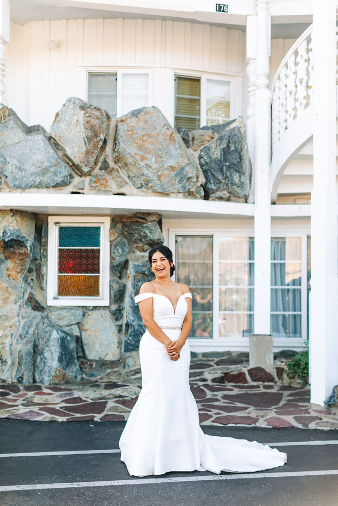 The Madonna Inn In San Luis Obispo, CA wedding photography; bride posing