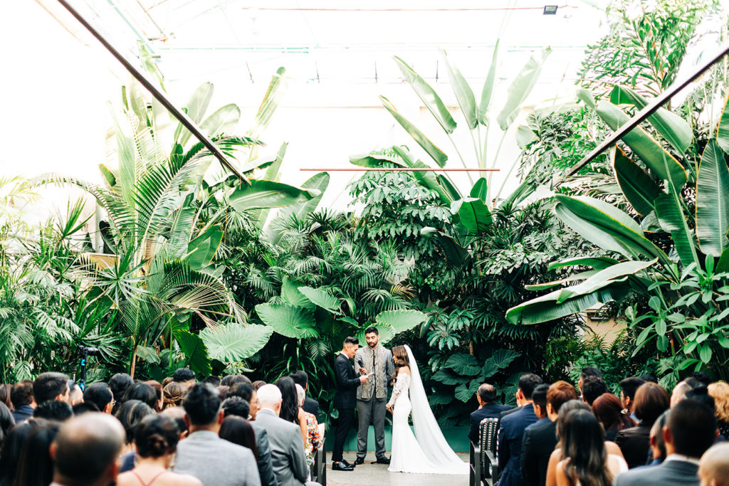 Valentine DTLA Wedding, Los Angeles wedding photographer; guests at a wedding during the ceremony